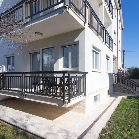 Apartments Villa Japeri คาชเตลา ภายนอก รูปภาพ